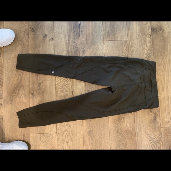 Brand new lululemon leggings - Picture 3 of 5